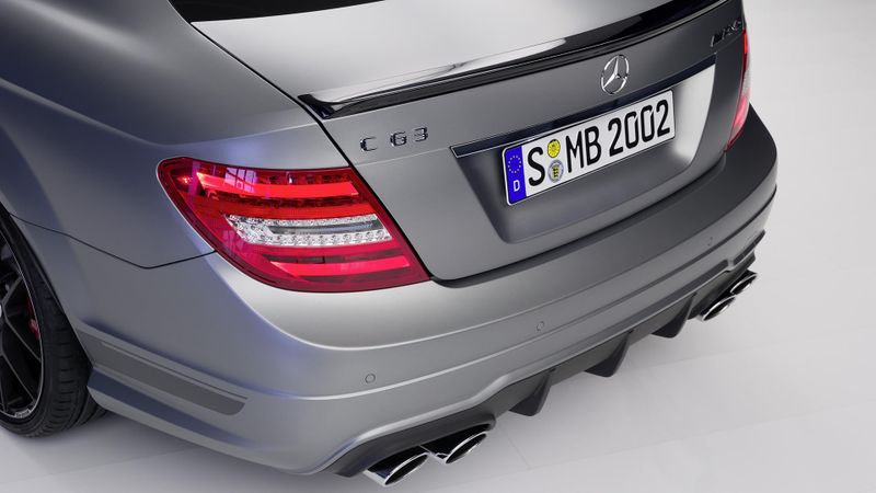 Illustration for article titled Mercedes-Benz C63 AMG Edition 507: A Black Series For The Masses